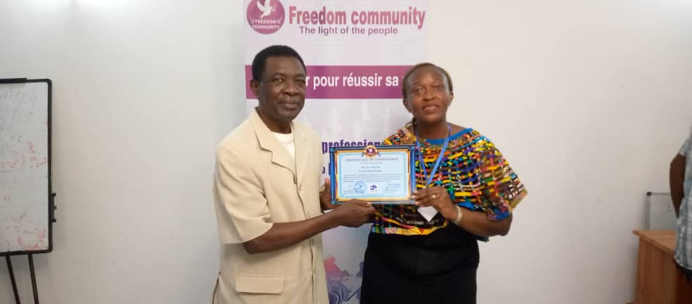 Freedom community - remise de diplome de formation