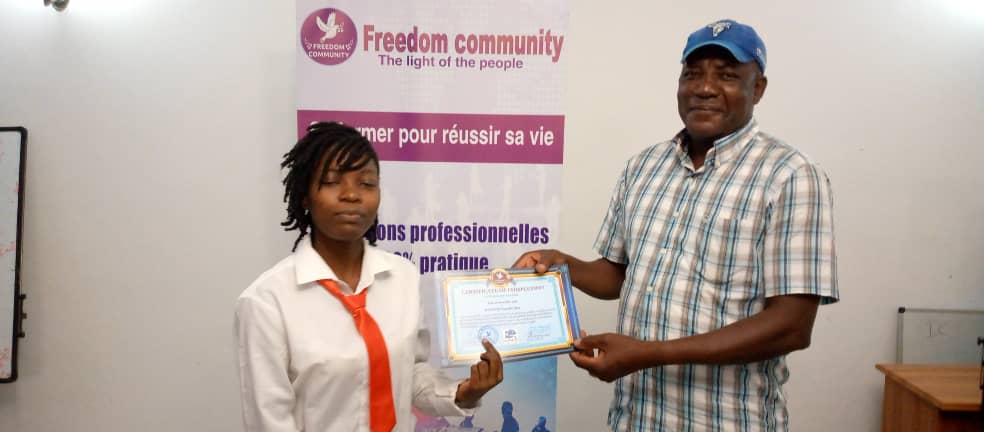 Freedom community - remise de diplome de formation