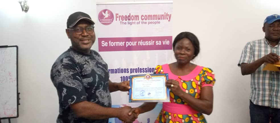 Freedom community - remise de diplome de formation