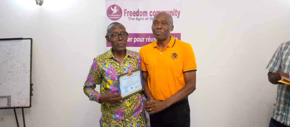 Freedom community - remise de diplome de formation