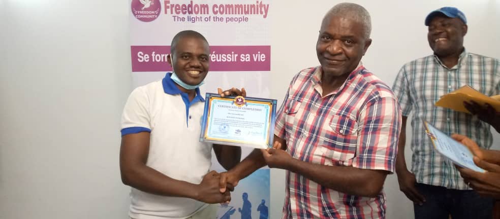 Freedom community - remise de diplome de formation