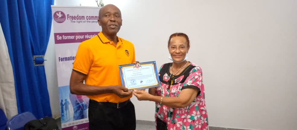 Freedom community - remise de diplome de formation